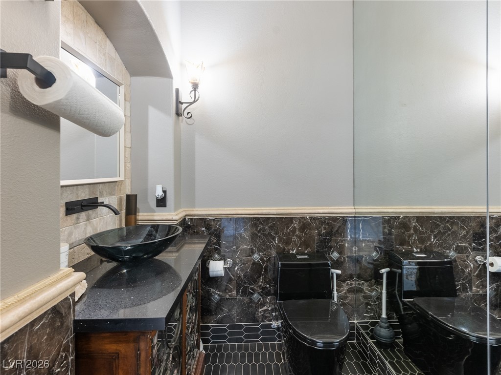 779 Clove Court