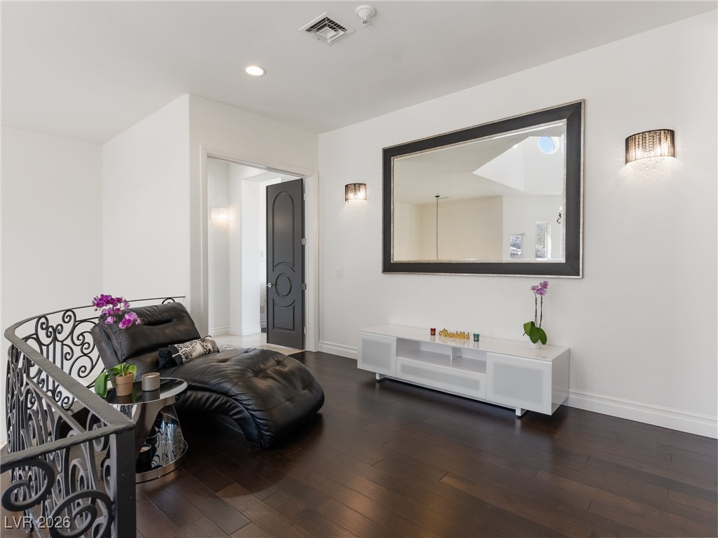779 Clove Court
