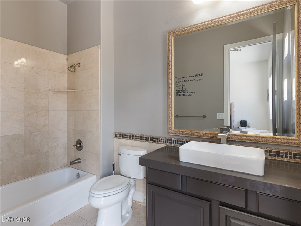 779 Clove Court