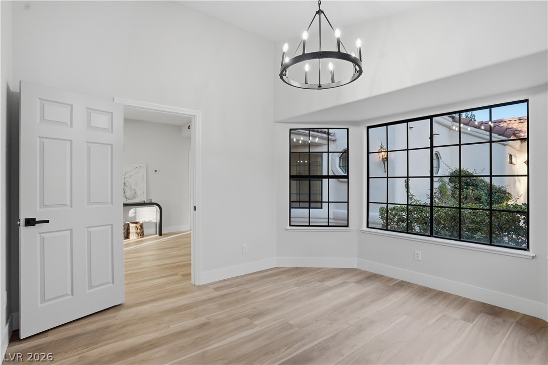 5401 Painted Sunrise Drive