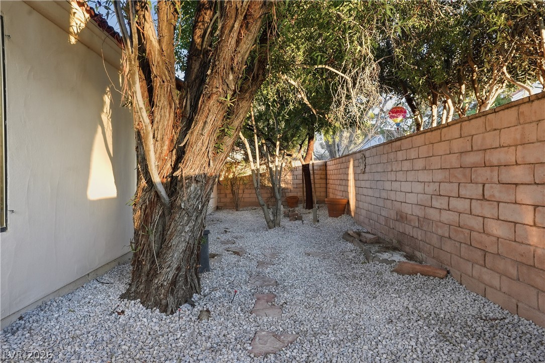 5401 Painted Sunrise Drive