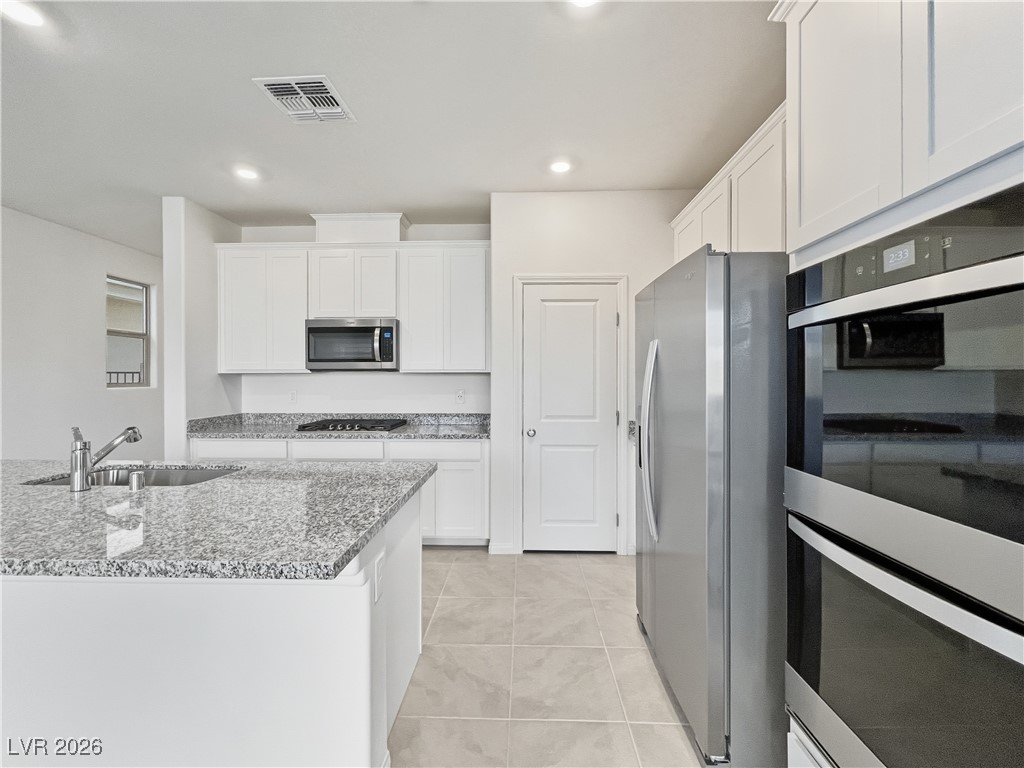 1606 Rock Kestrel Street