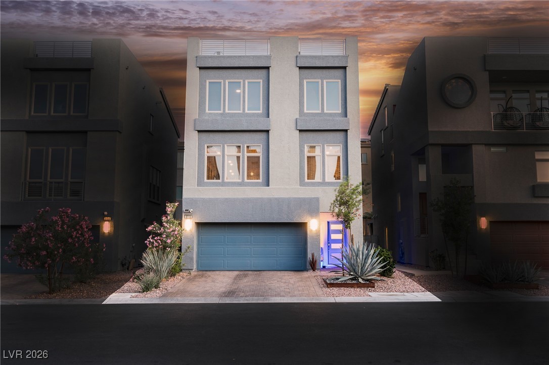 8113 Misty Canyon Avenue