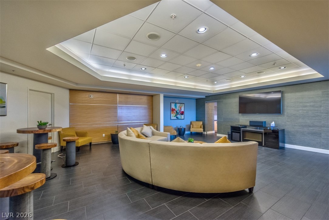 200 West Sahara Avenue 4004