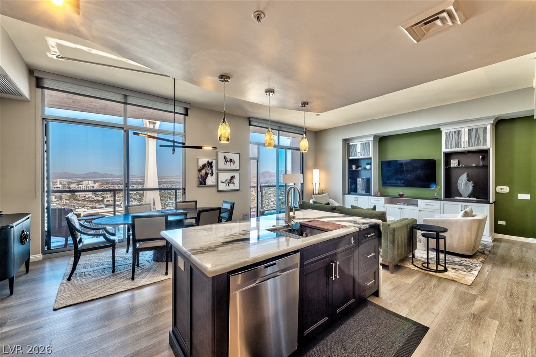 200 West Sahara Avenue 4004