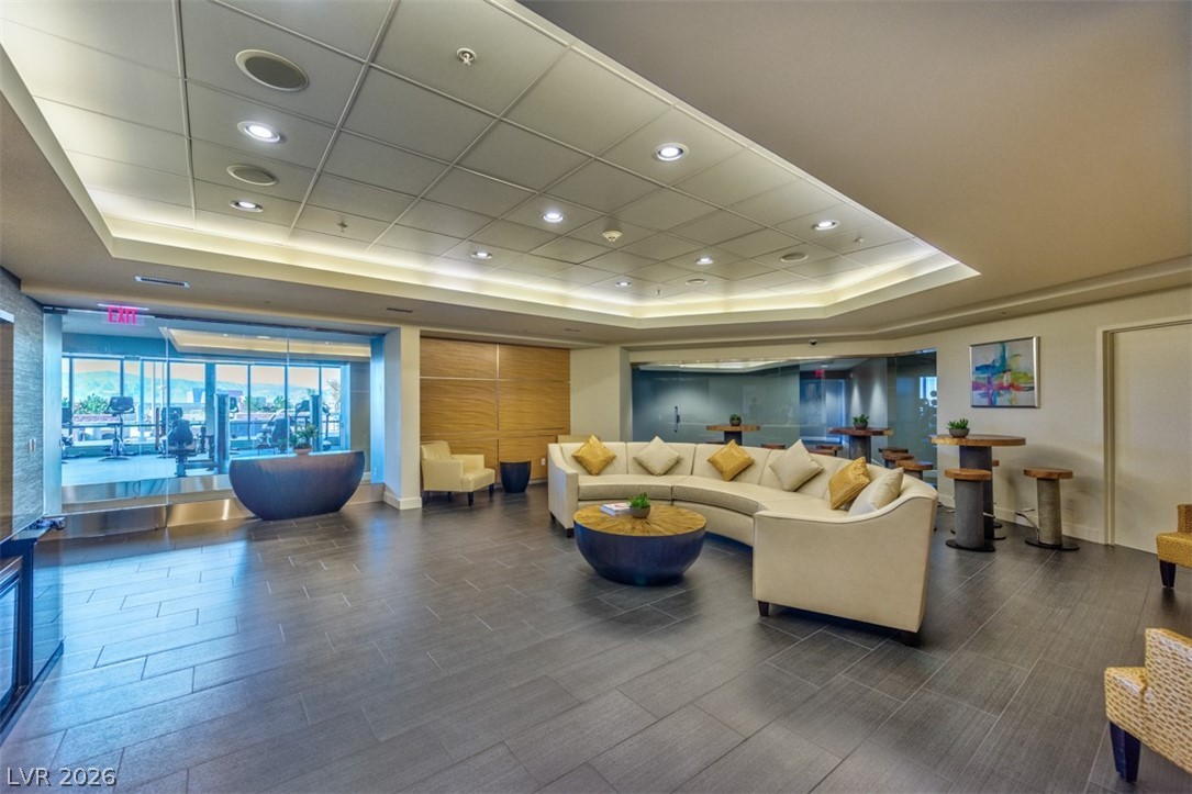 200 West Sahara Avenue 4004