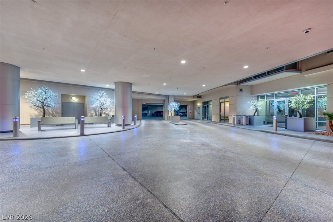 200 West Sahara Avenue 4004