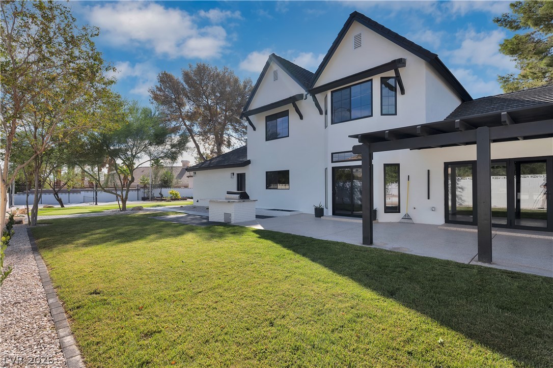 2720 Tioga Pines Circle