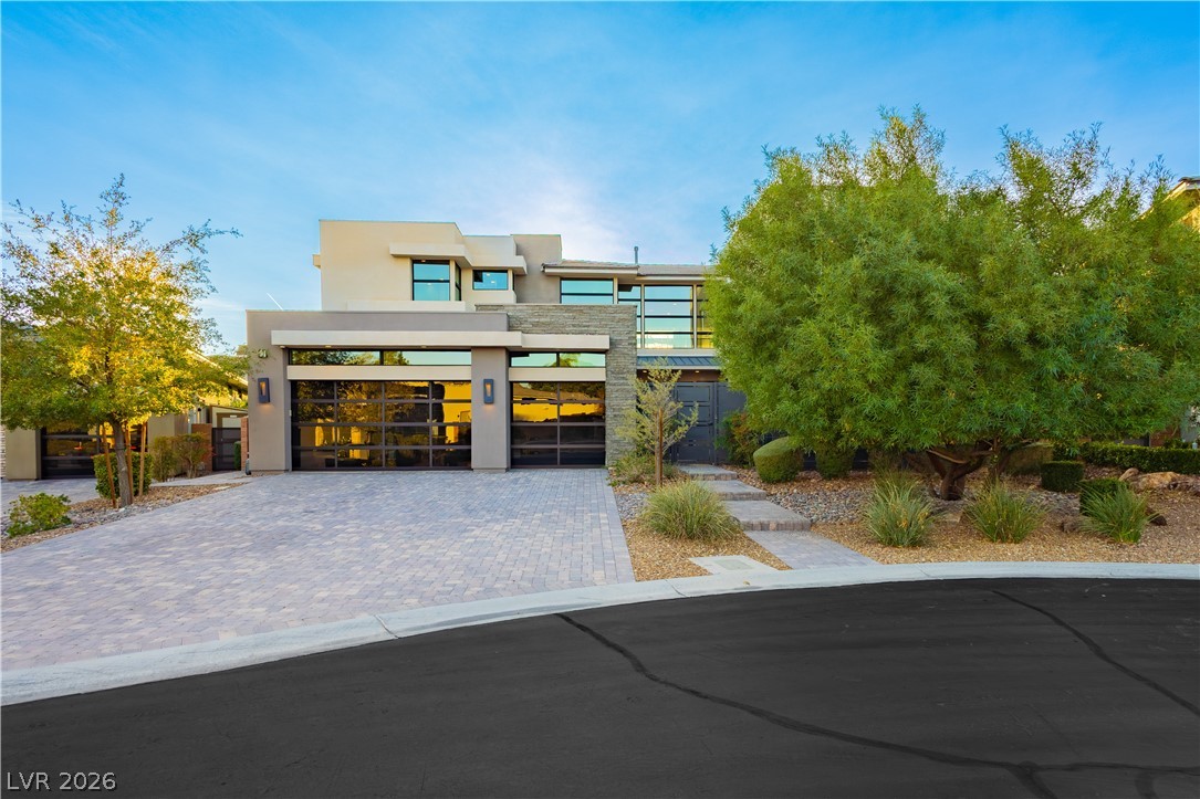 94 Glade Hollow Drive