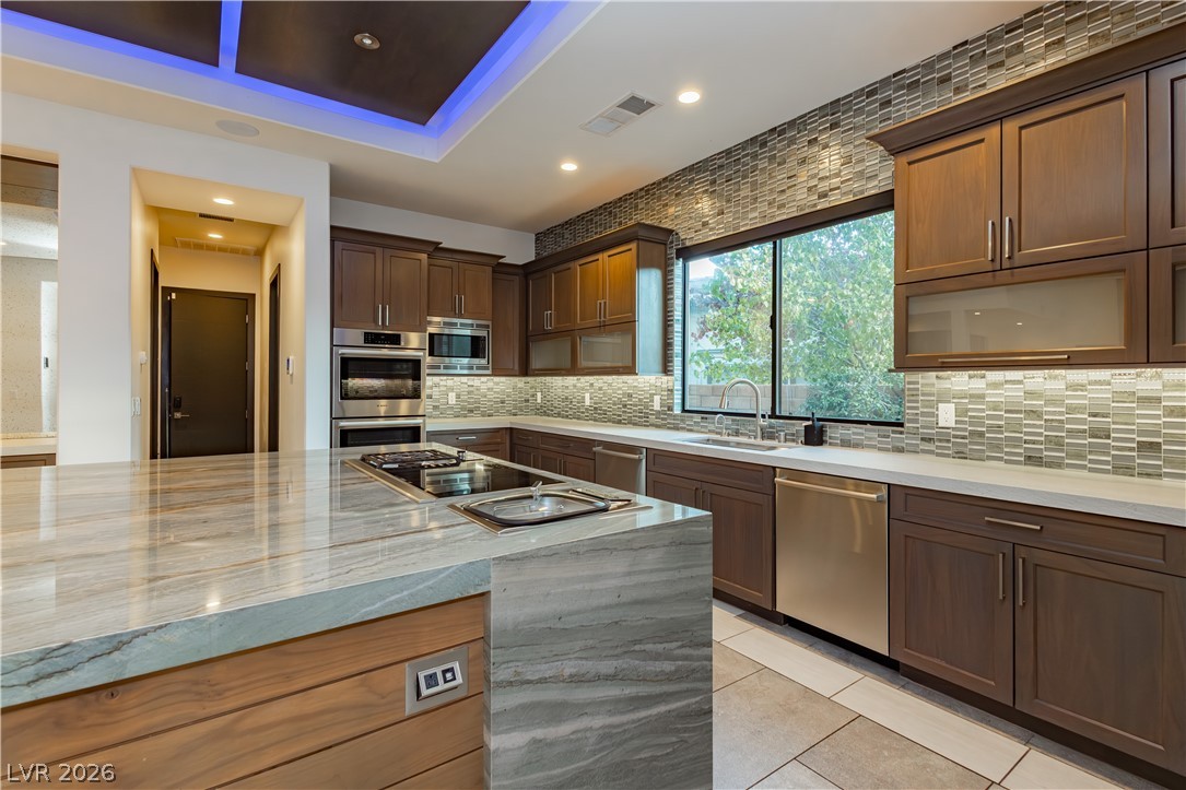 94 Glade Hollow Drive