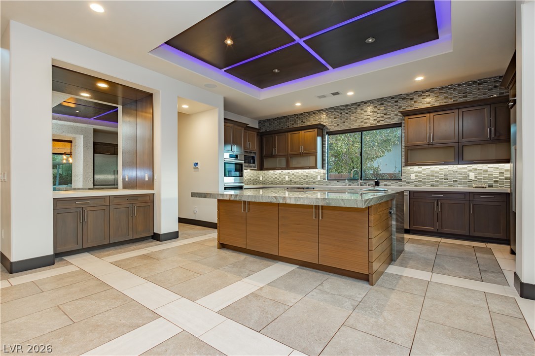 94 Glade Hollow Drive