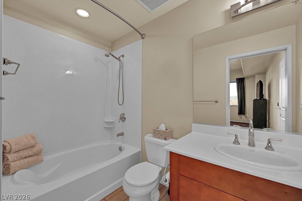 8255 Las Vegas Boulevard 2013