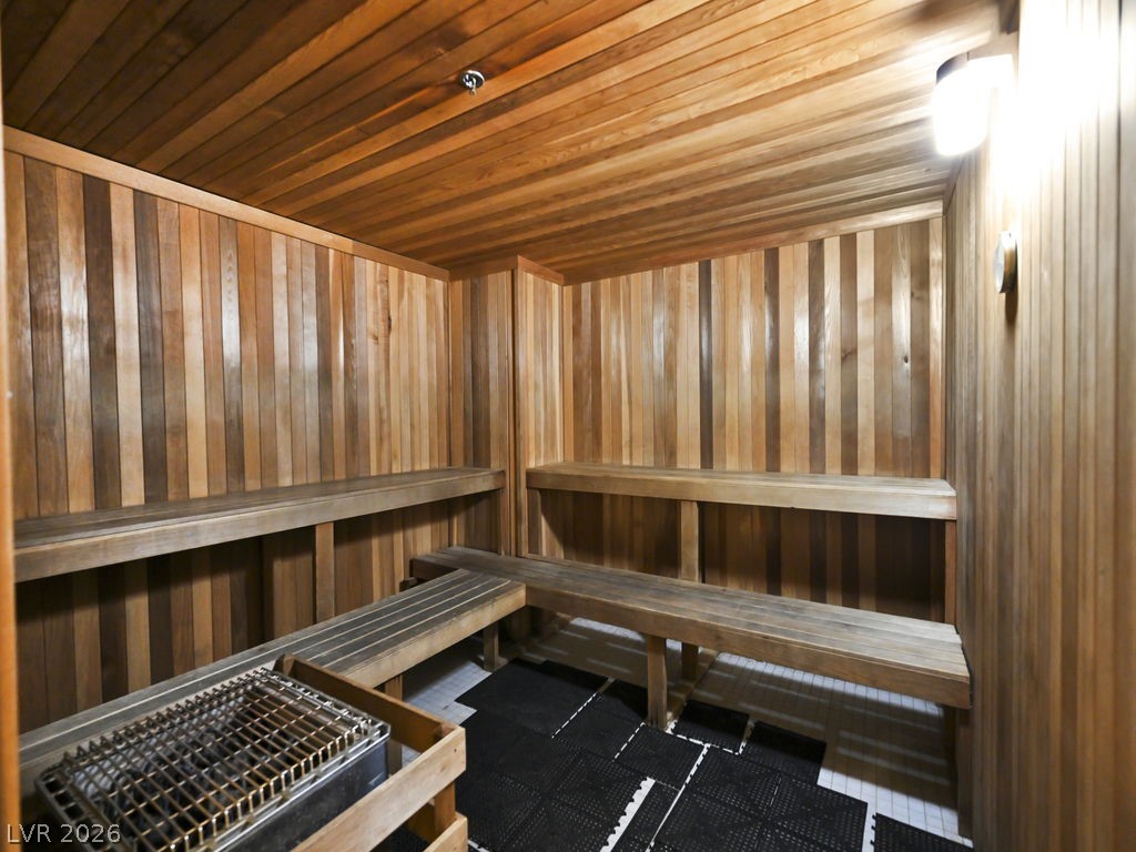 8255 Las Vegas Boulevard 2013