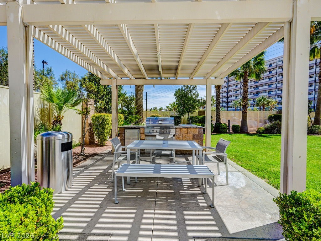 8255 Las Vegas Boulevard 2013