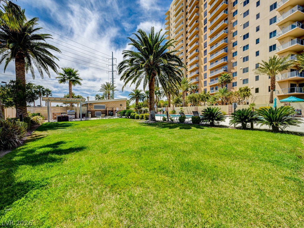 8255 Las Vegas Boulevard 2013