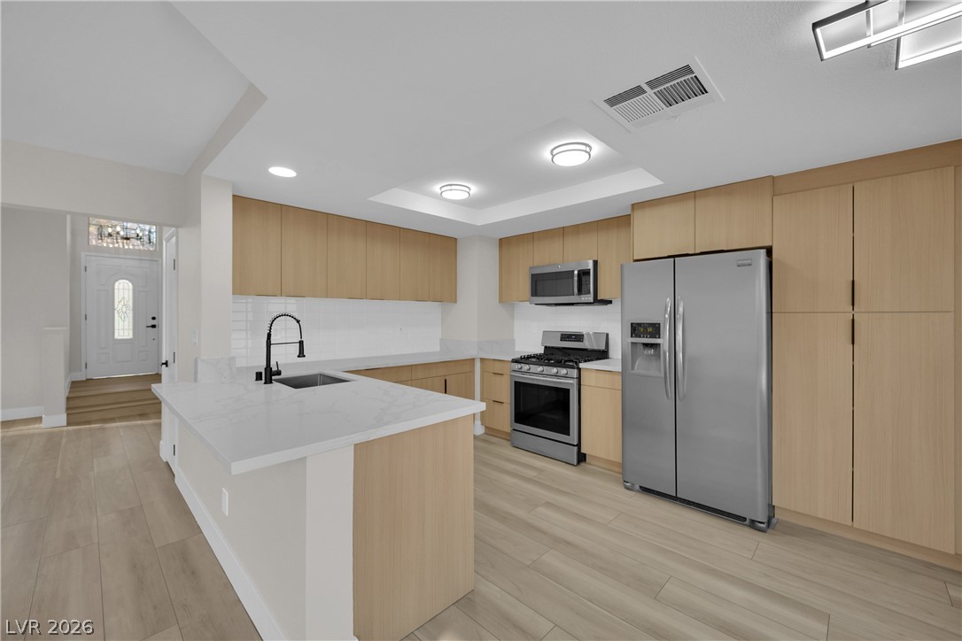 1650 Black Hills Way