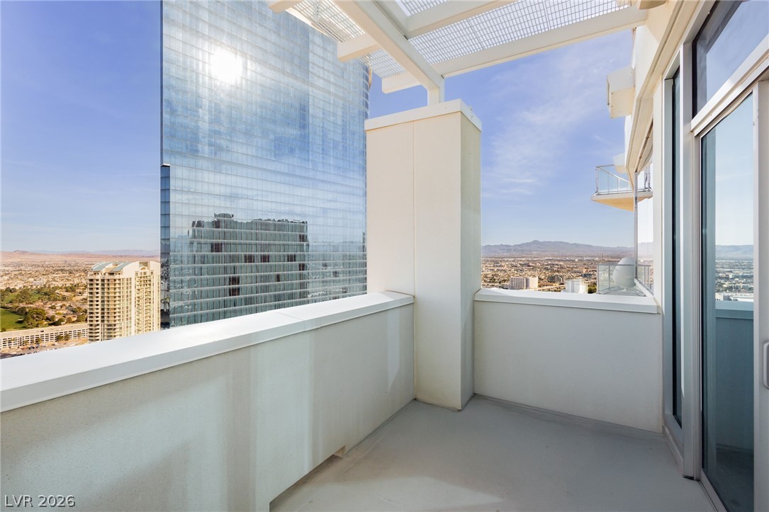 2700 Las Vegas Boulevard 4203