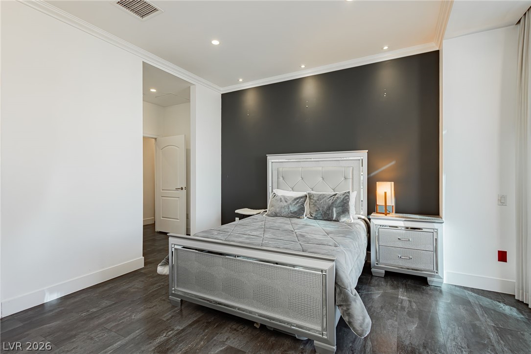 2700 Las Vegas Boulevard 4203