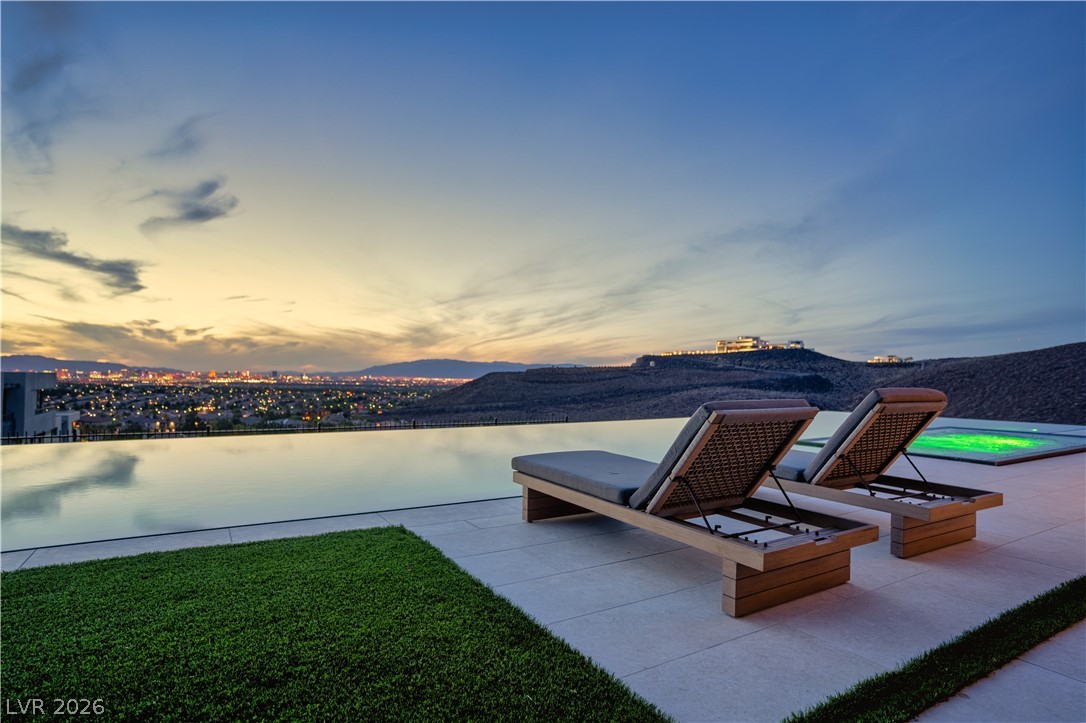 804 Dragons Eye Drive