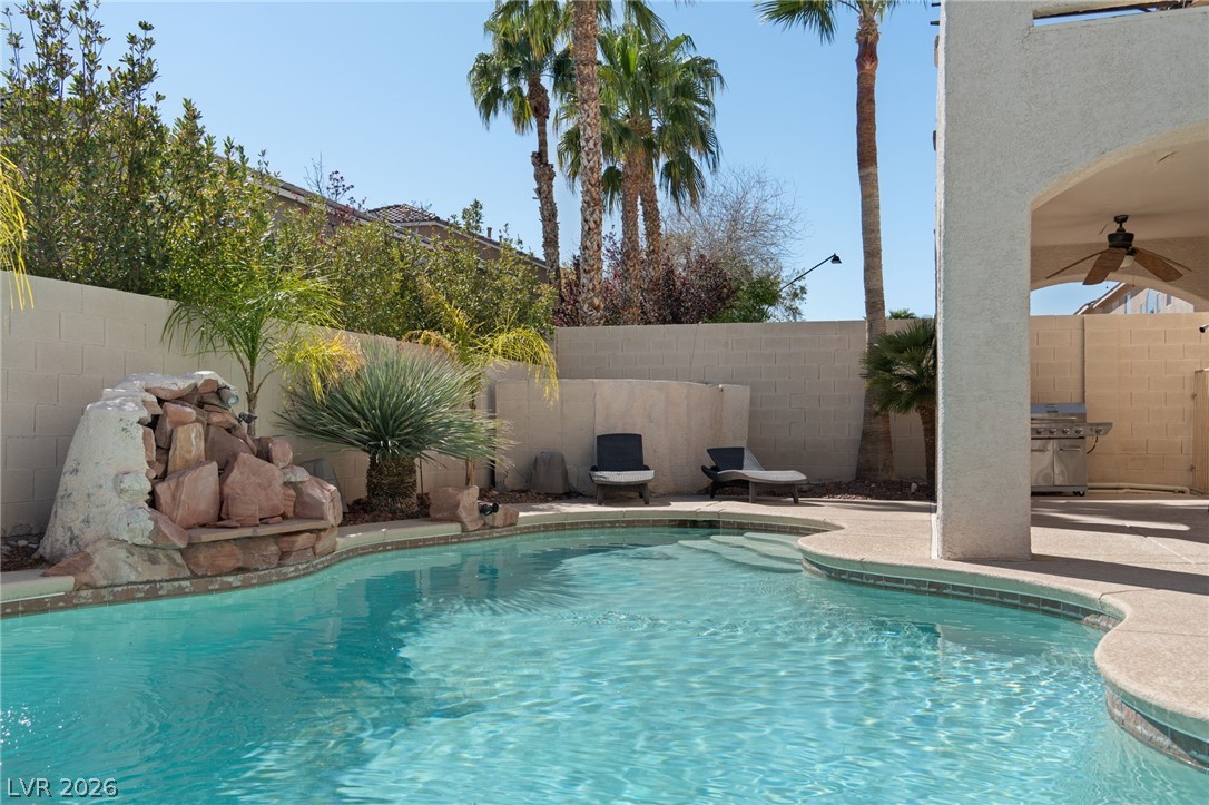 8929 Glenistar Gate Avenue
