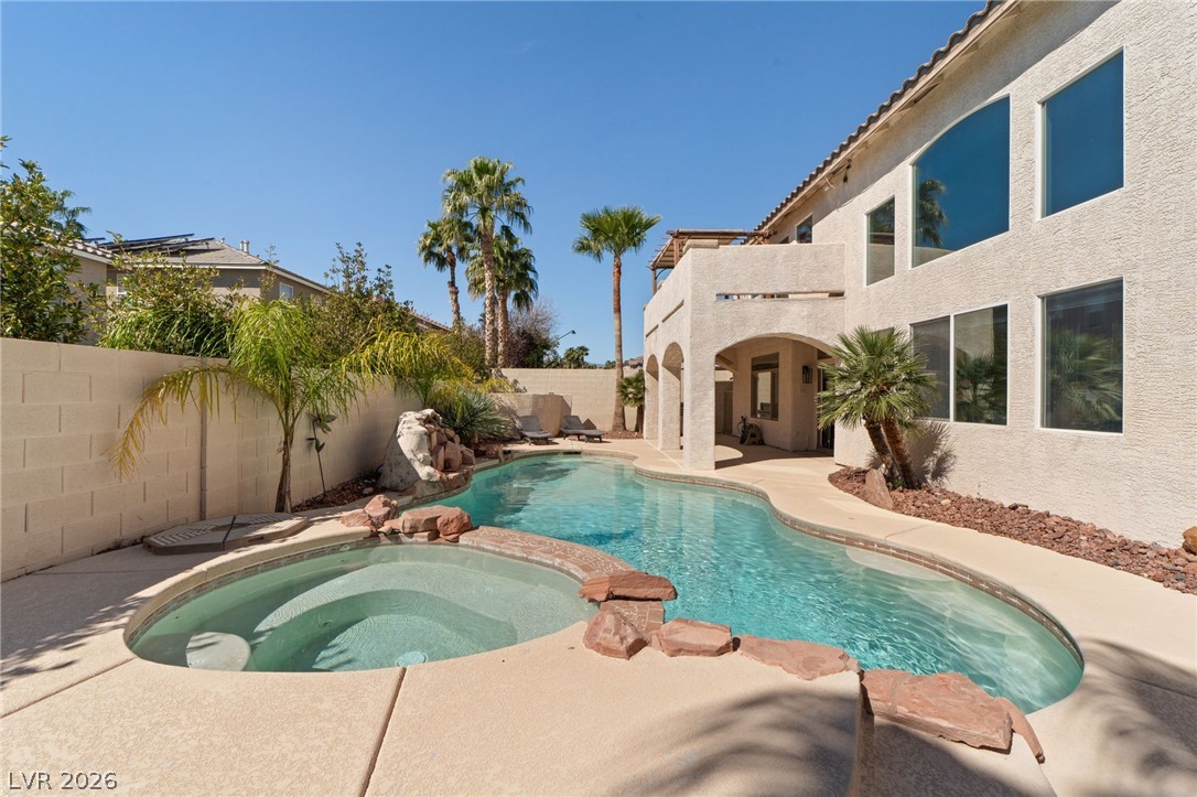 8929 Glenistar Gate Avenue