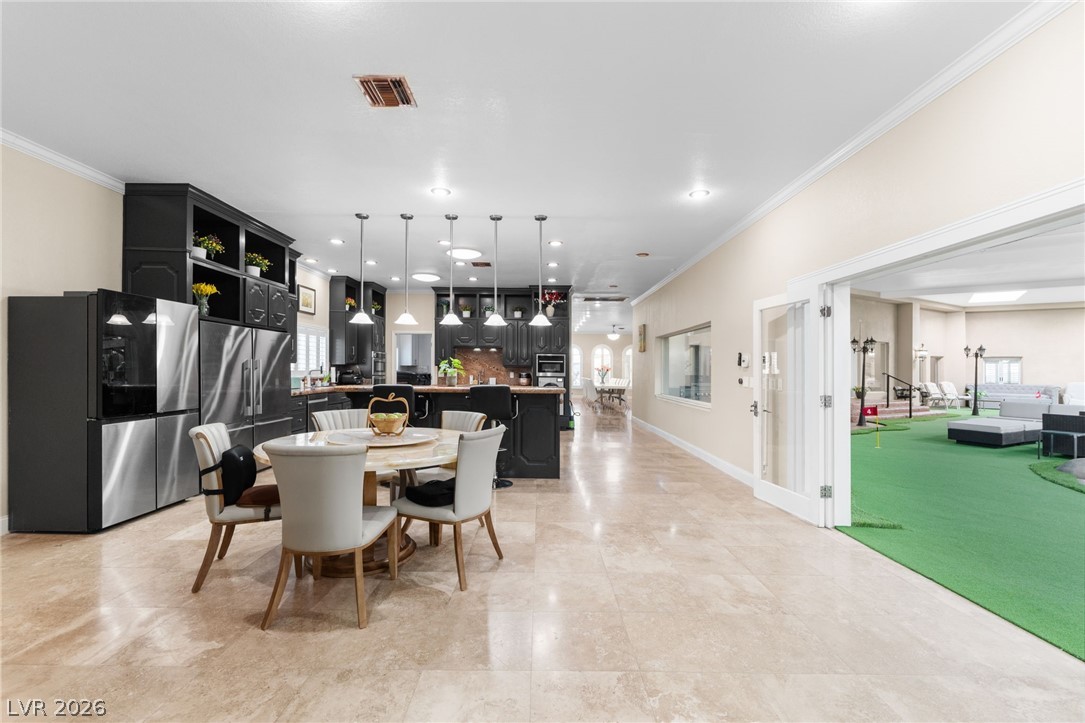 2525 Driftwood Drive