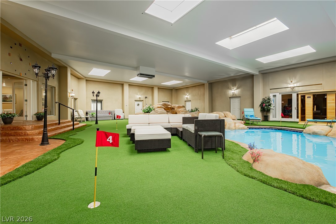 2525 Driftwood Drive