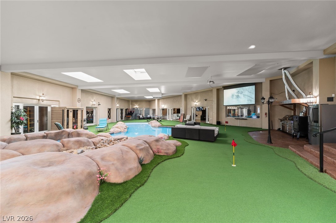 2525 Driftwood Drive