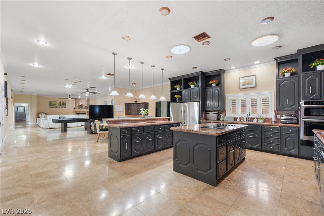 2525 Driftwood Drive