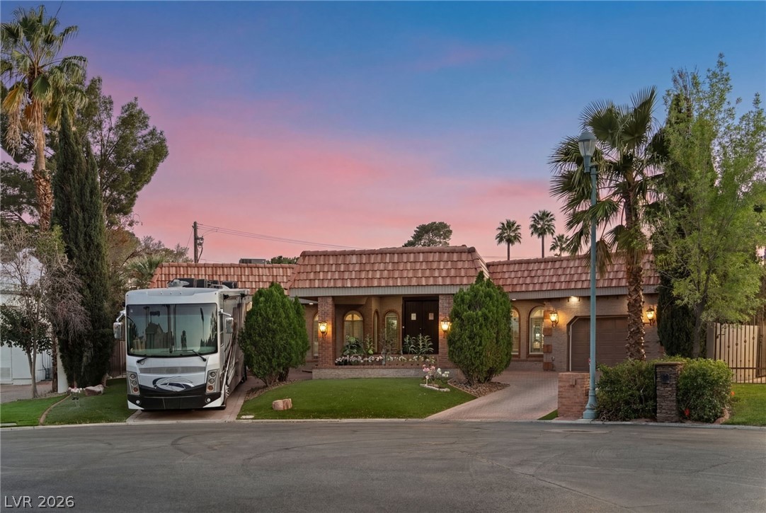 2525 Driftwood Drive