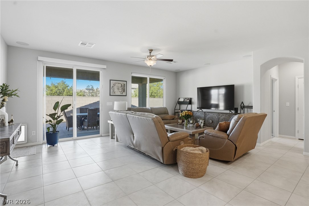 7385 Quaking Aspen Street