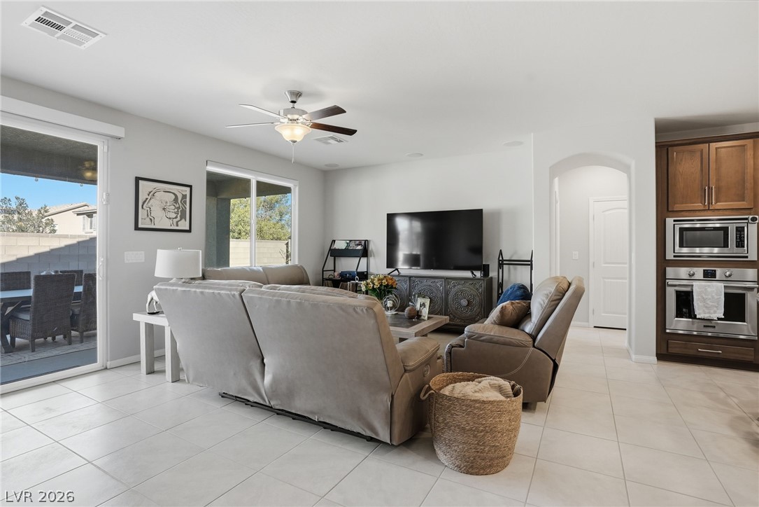 7385 Quaking Aspen Street