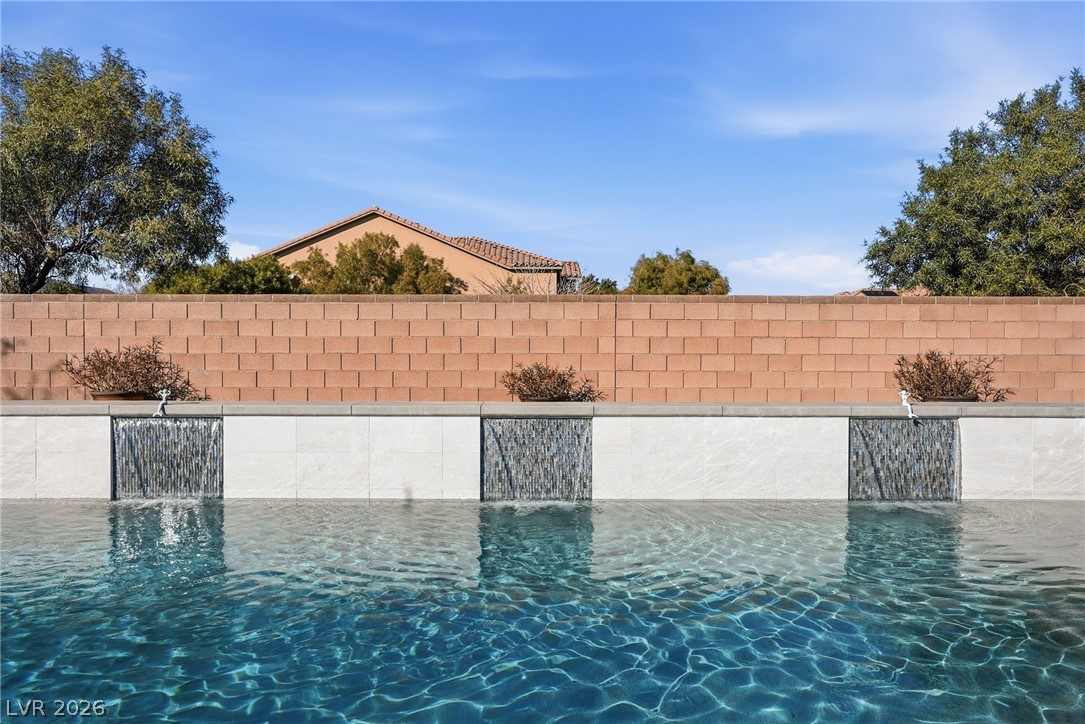 7385 Quaking Aspen Street