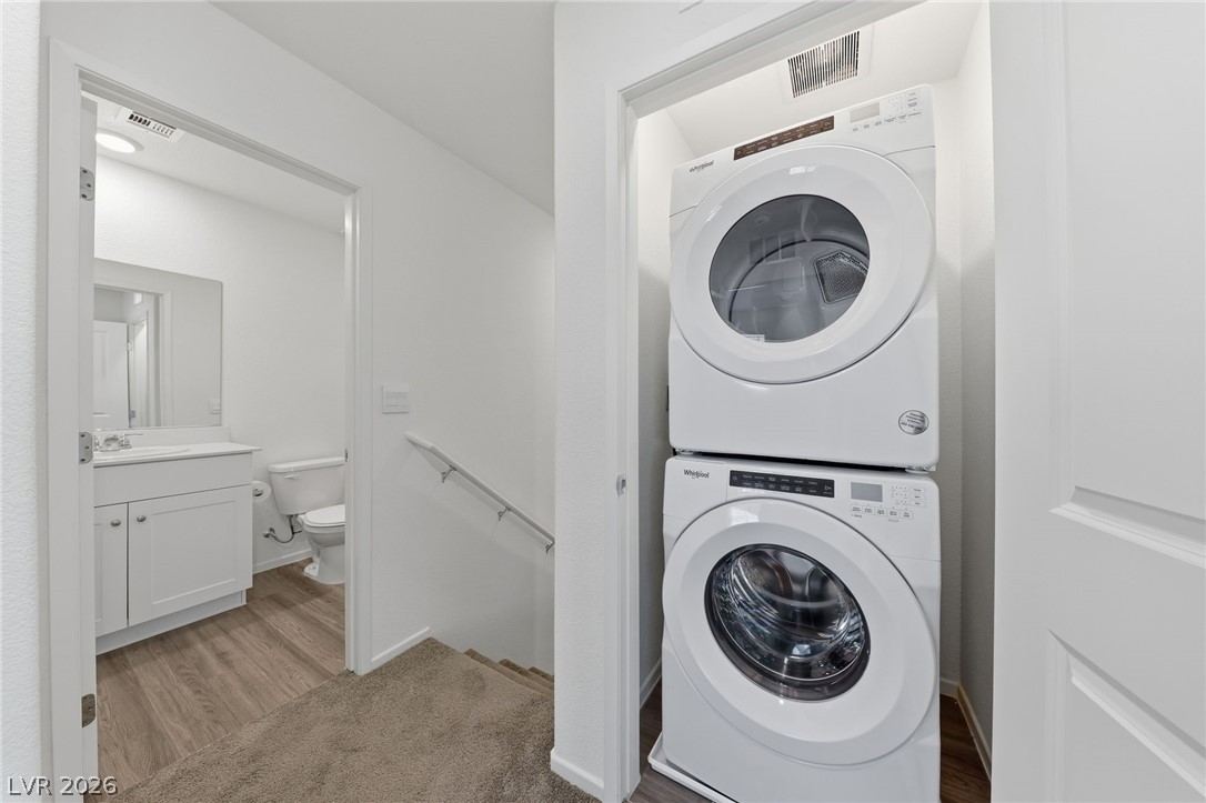 4665 Zodiac Sky Avenue 2