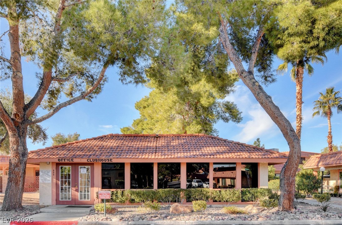 639 Pepper Tree Circle