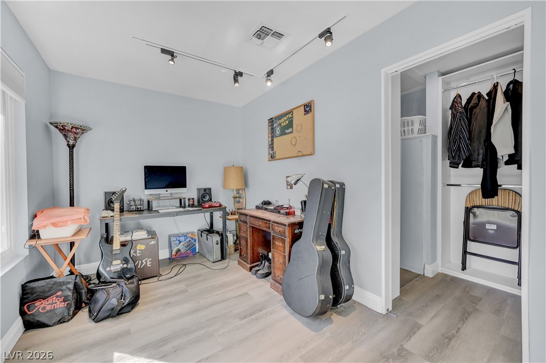 639 Pepper Tree Circle