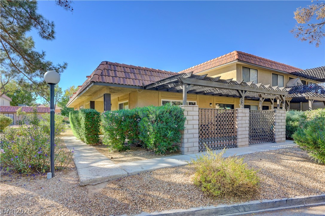 639 Pepper Tree Circle