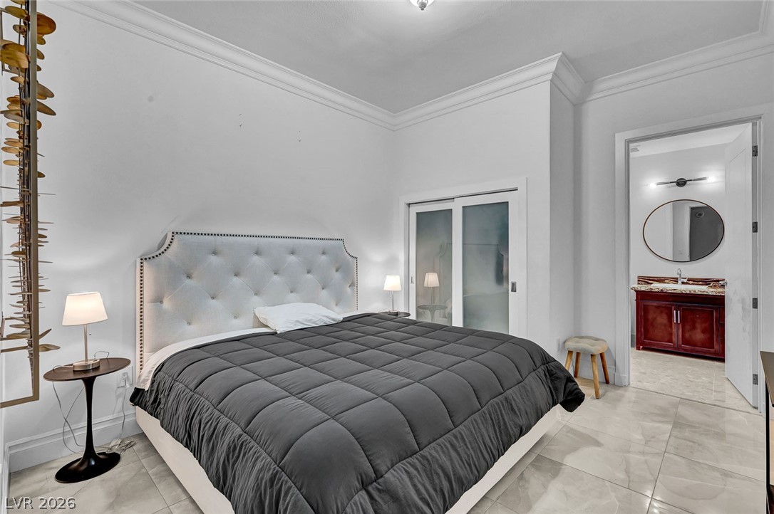 4525 Dean Martin Drive 306