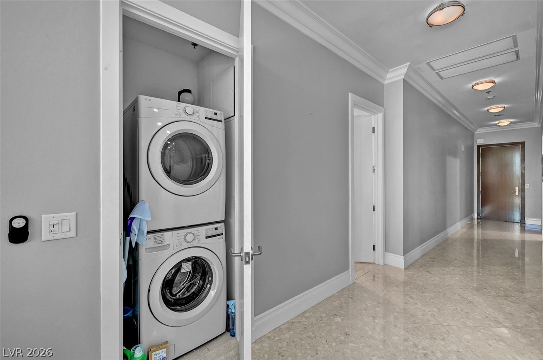 4525 Dean Martin Drive 306