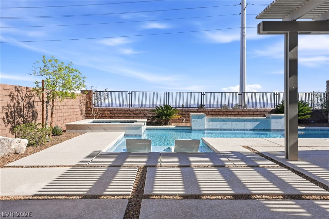 2604 Evolutionary Lane