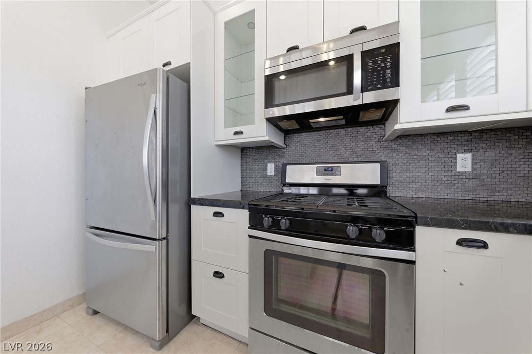 3376 Michelangelo Court