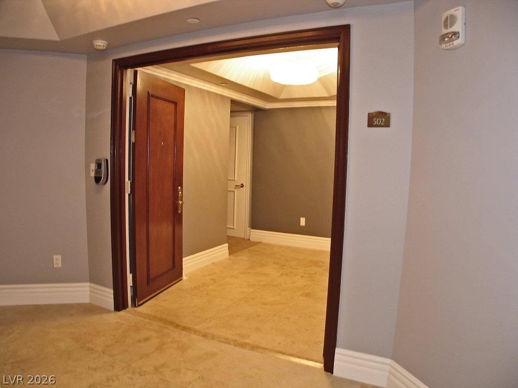 2747 PARADISE Road 502