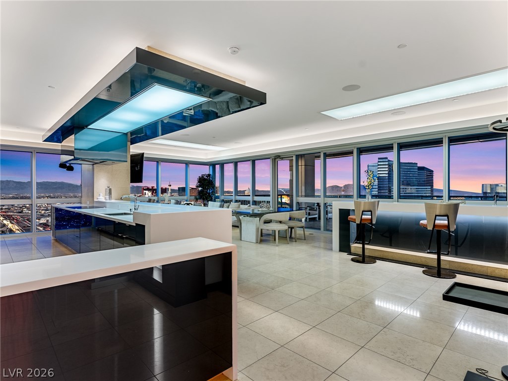 4471 Dean Martin Drive 4308