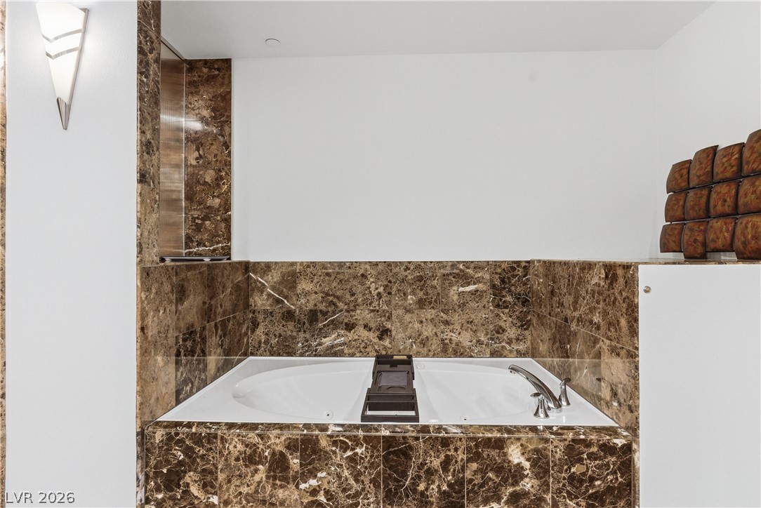 360 East Desert Inn Road 607