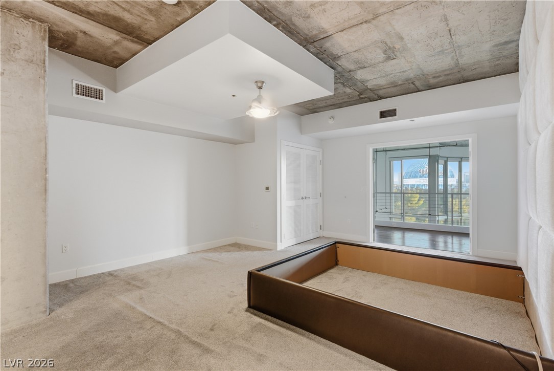 360 East Desert Inn Road 607