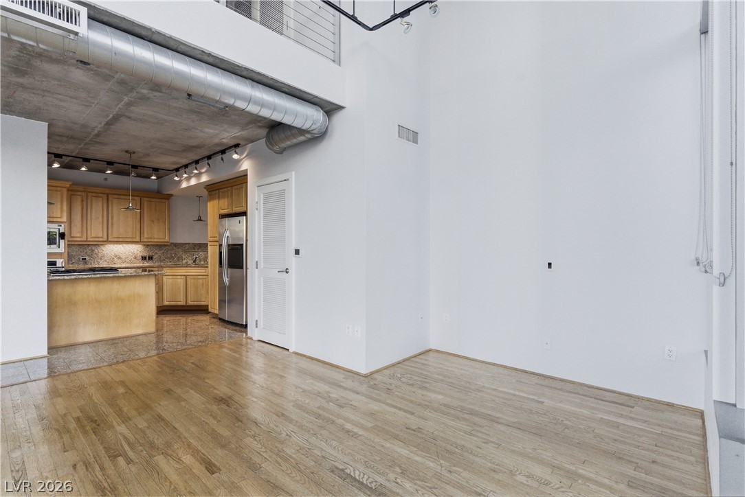 360 East Desert Inn Road 607