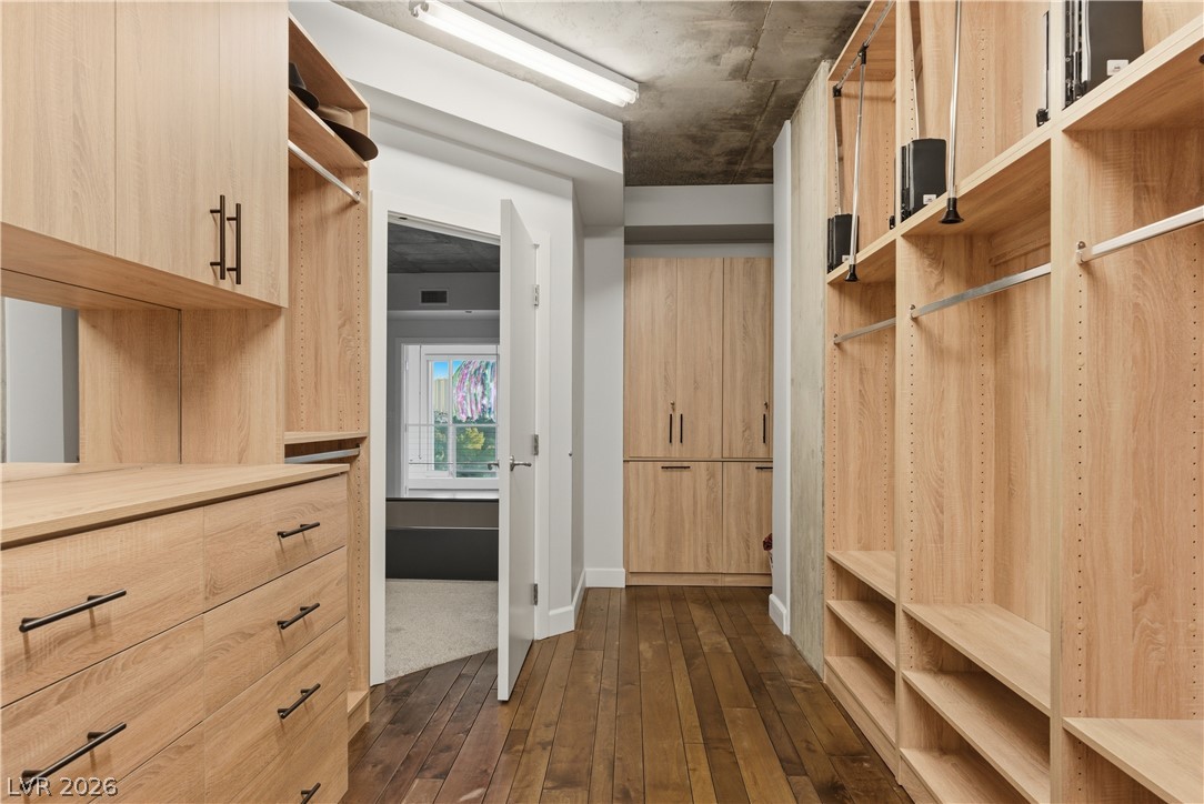 360 East Desert Inn Road 607