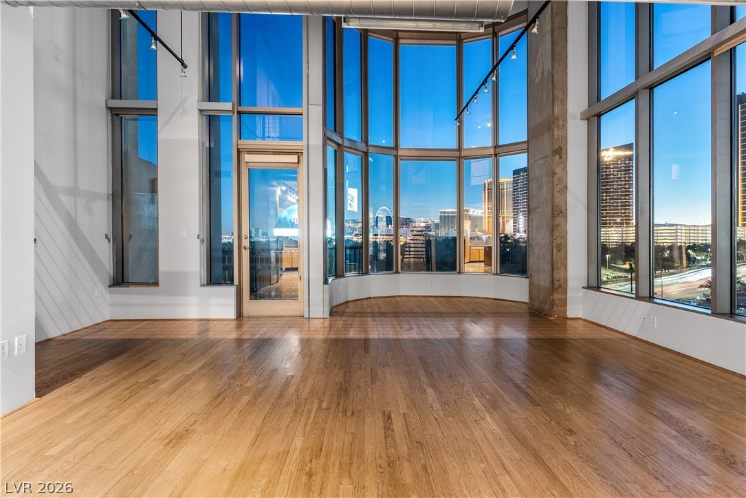 360 East Desert Inn Road 607