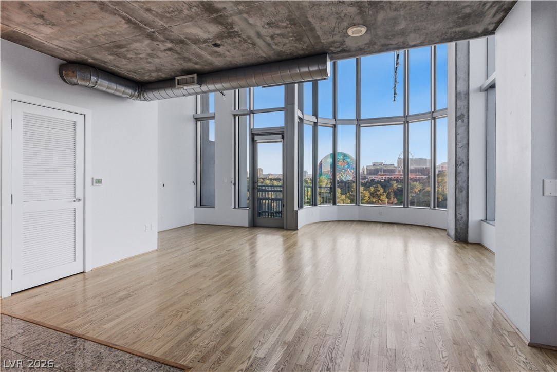 360 East Desert Inn Road 607