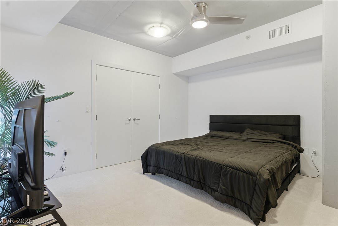 360 East Desert Inn Road 807